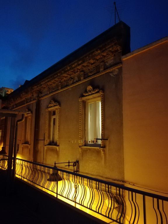 Al Sale Bed & Breakfast Каляри Екстериор снимка